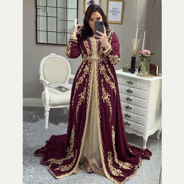 Moroccan Traditional Dresses/Caftans Inspiration | Hijab Fashion ...