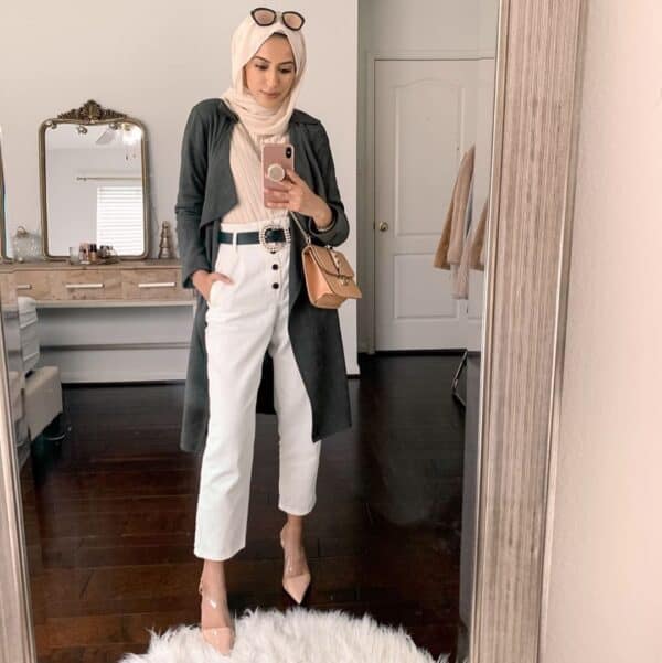 15 Looks That Prove White Pants Add So Much Style - Hijab Fashion ...