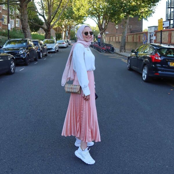 Pastel Favorites: All The Ways To Wear Pink - Hijab Fashion Inspiration