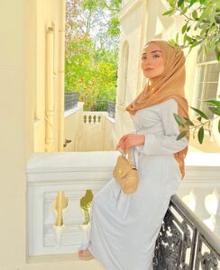 Blogger Of The Week: Dila aka @onlydila - Hijab Fashion Inspiration