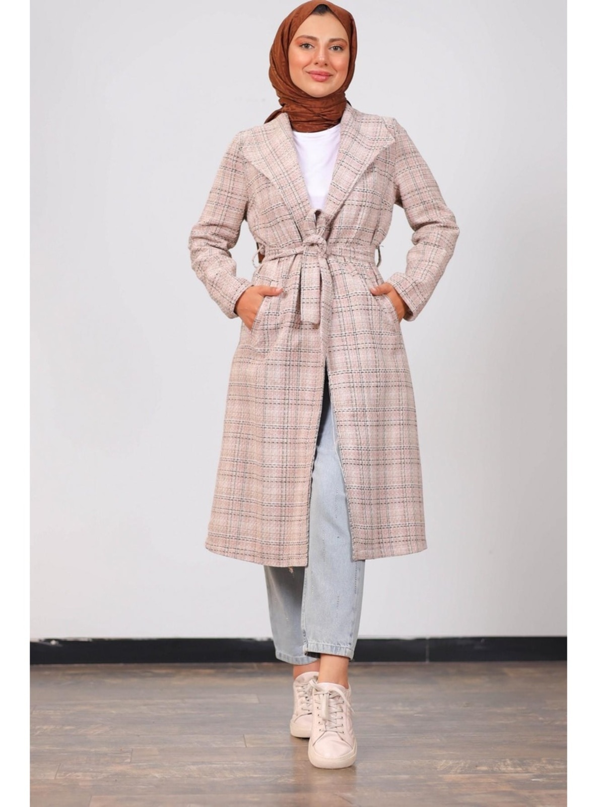Best Stylish Coats For Autumn Winter 2022 - Hijab Fashion Inspiration